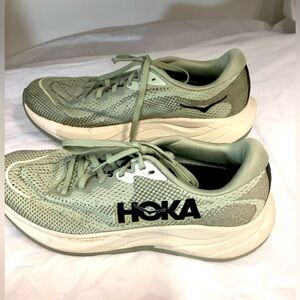 HOKA Rincon 4 men’s running/walking shoes